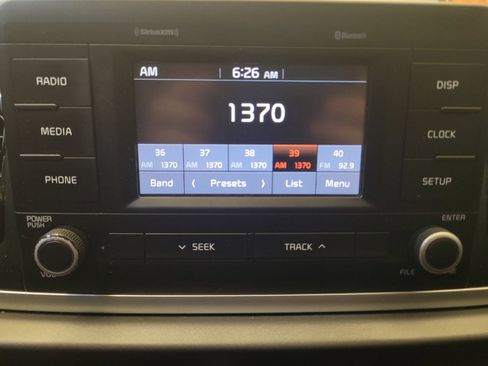 Used 2018 Kia Rio S FWD image 25