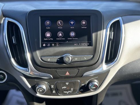 Used 2021 Chevrolet Equinox LS FWD image 12