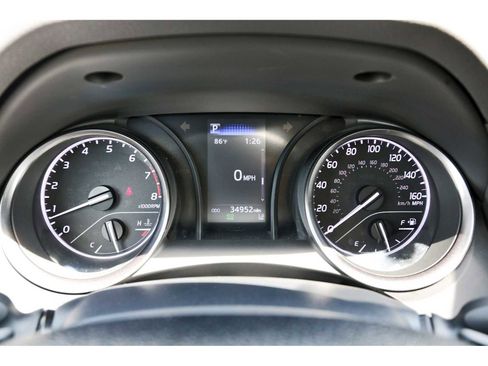 Used 2023 Toyota Camry SE image 14