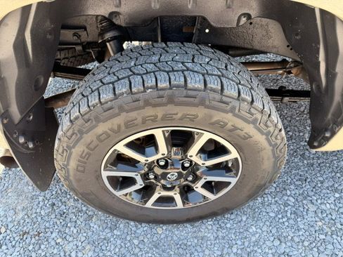 Used 2017 Toyota Tundra SR5 w/ TRD Off Road Package AWD/4WD image 14