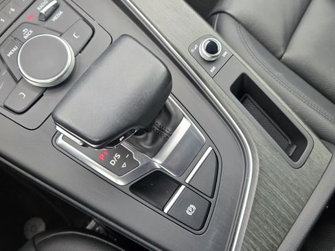 Used 2019 Audi A4 2.0T Premium w/ Convenience Package image 24