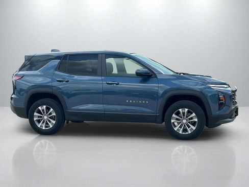 Used 2025 Chevrolet Equinox LT FWD image 4