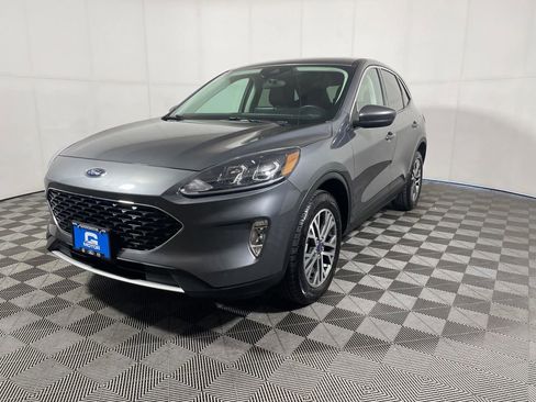Used 2022 Ford Escape SEL w/ Technology Package AWD/4WD image 4