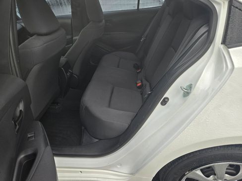 Used 2024 Toyota Corolla LE image 7