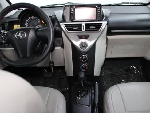 Used 2014 Scion iQ 10 Series FWD image 2