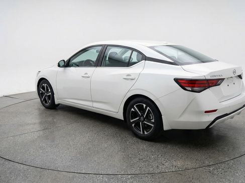 Used 2025 Nissan Sentra SV FWD image 6