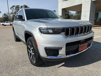 Certified 2024 Jeep Grand Cherokee L Limited w/ Luxury Tech Group II video 1