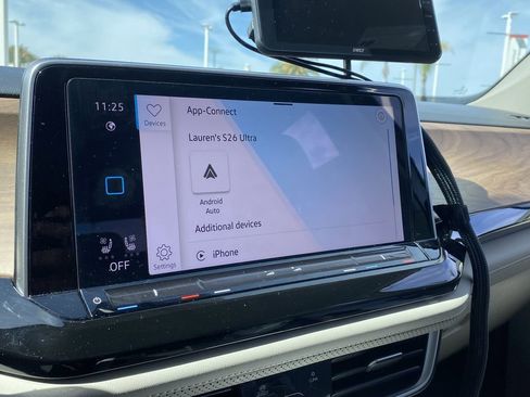 Used 2025 Volkswagen Atlas SE image 8