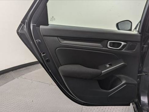 Used 2022 Honda Civic EX image 16