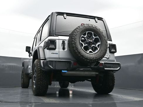 Used 2023 Jeep Wrangler Unlimited Rubicon 4xe w/ Cold Weather Group AWD/4WD image 22