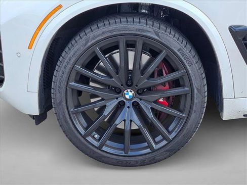 Used 2026 BMW X5 M60i image 19