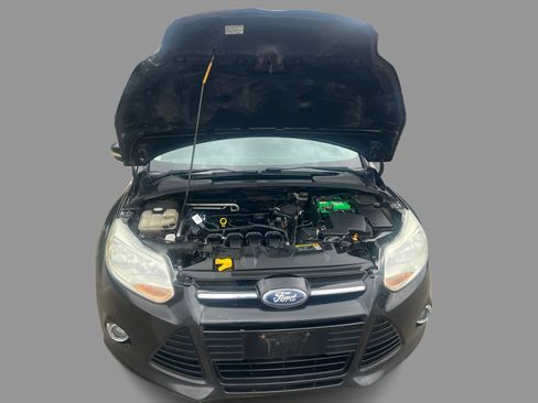 Used 2012 Ford Focus SEL FWD image 13