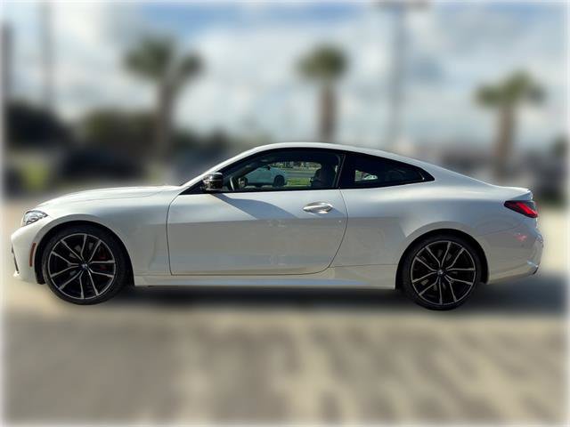 Used 2022 BMW M440i Coupe w/ Premium Package RWD image 3