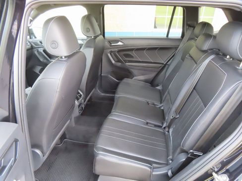 Used 2024 Volkswagen Tiguan SE R-Line image 24