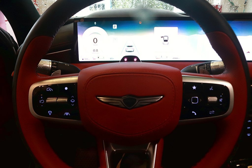 Used 2025 Genesis G80 2.5T Sport Prestige AWD/4WD image 17