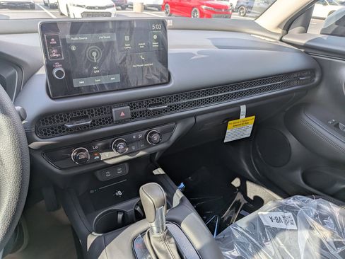 New 2026 Honda HR-V LX image 20