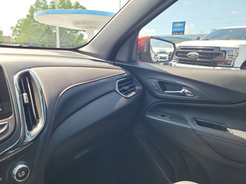 Used 2024 Chevrolet Equinox RS w/ RS Leather Package FWD image 30