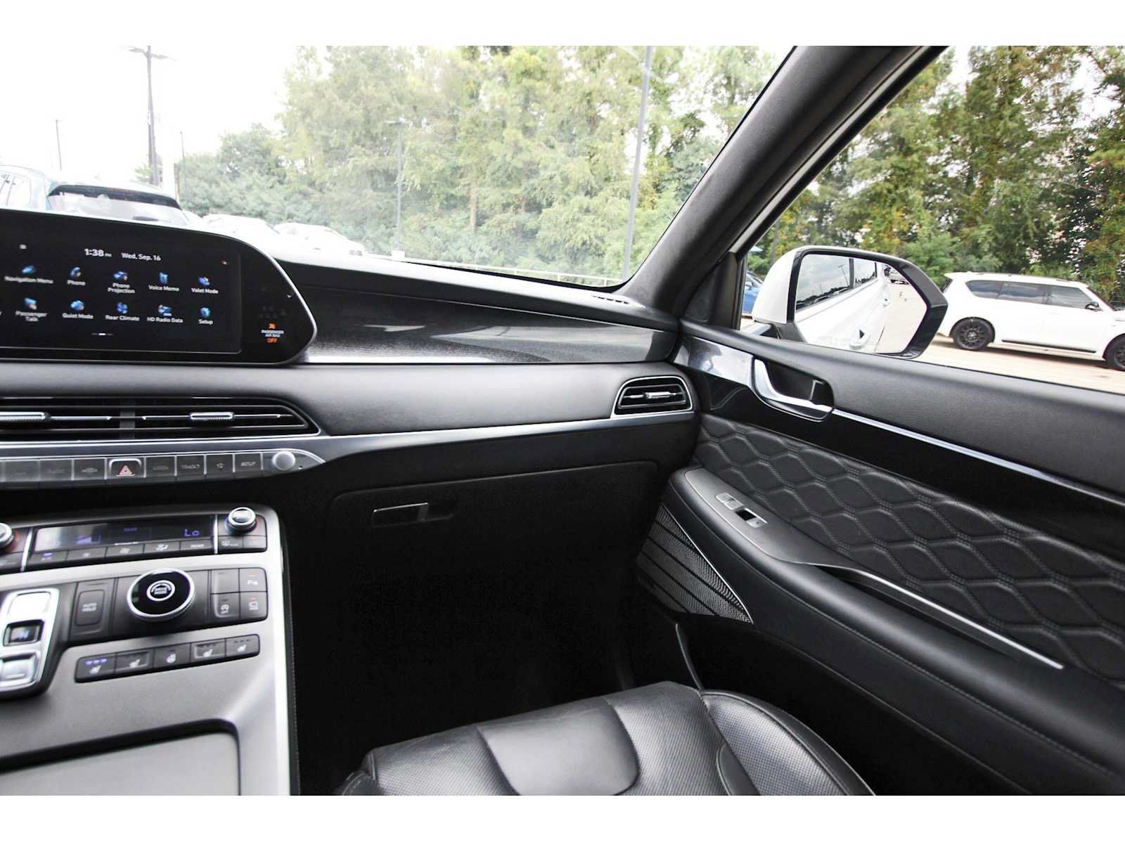 Used 2020 Hyundai Palisade Limited FWD image 8