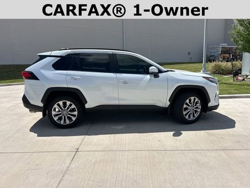 Used 2024 Toyota RAV4 Limited w/ Advanced Technology Package image 2