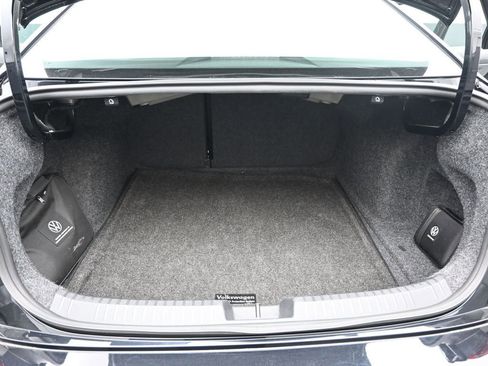 Used 2023 Volkswagen Jetta Sport image 24