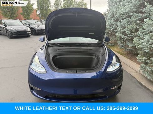 Used 2023 Tesla Model Y Performance AWD/4WD image 33