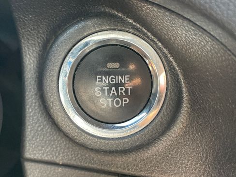 Used 2020 Subaru Forester Limited w/ Popular Package #3 AWD/4WD image 17