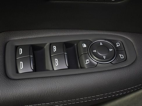 New 2025 Cadillac XT5 Sportv w/ LPO, Red Accent Package image 23