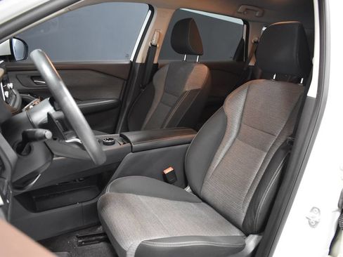 Used 2021 Nissan Rogue SV AWD/4WD image 5