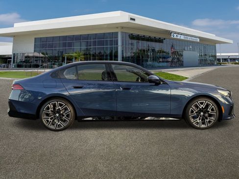 New 2026 BMW 530i xDrive w/ M Sport Package image 12