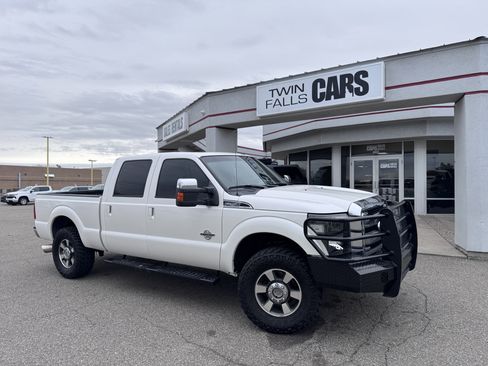 Used 2011 Ford F250 Lariat w/ Lariat Ultimate Pkg image 2