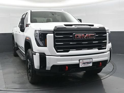 Used 2025 GMC Sierra 2500 AT4 AWD/4WD image 28