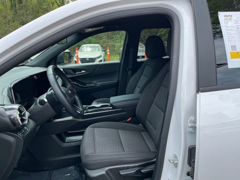 Used 2025 Chevrolet Equinox LT image 27