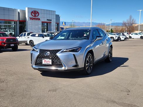 Used 2024 Lexus UX 250h AWD w/ Premium Package image 4