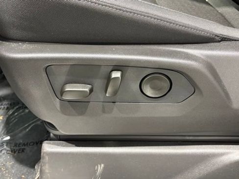 New 2026 Chevrolet Silverado 1500 LT image 12