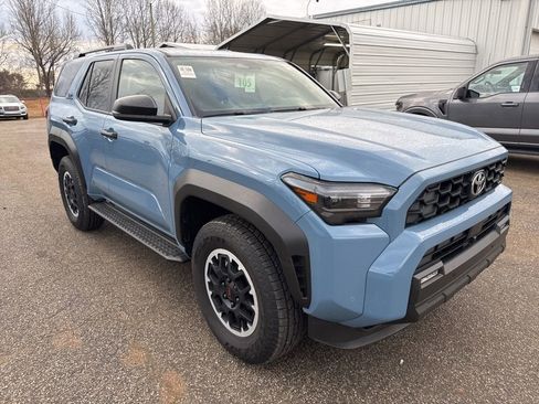 Used 2025 Toyota 4Runner TRD Off-Road image 4