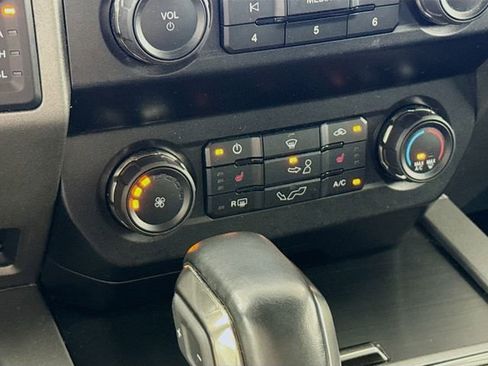 Used 2020 Ford F150 Raptor w/ Equipment Group 801A Mid image 19