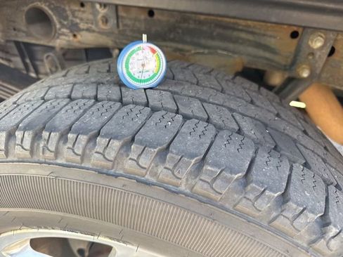 Used 2013 GMC Sierra 2500 SLE w/ SLE Preferred Package image 17