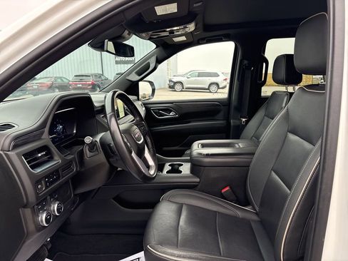 Used 2023 GMC Yukon SLT AWD/4WD image 20