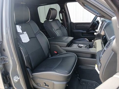 New 2026 RAM 3500 Limited AWD/4WD image 33