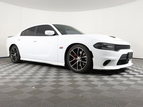 Used 2018 Dodge Charger R/T Scat Pack image 6