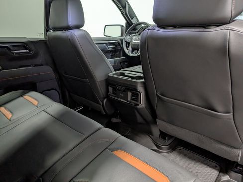 Used 2025 GMC Sierra 1500 AT4 w/ AT4 Premium Package image 16