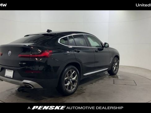 Used 2023 BMW X4 xDrive30i w/ Parking Assistance Package image 8