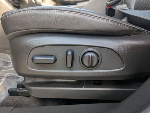 Certified 2023 Buick Encore GX Essence w/ Experience Buick Package image 13