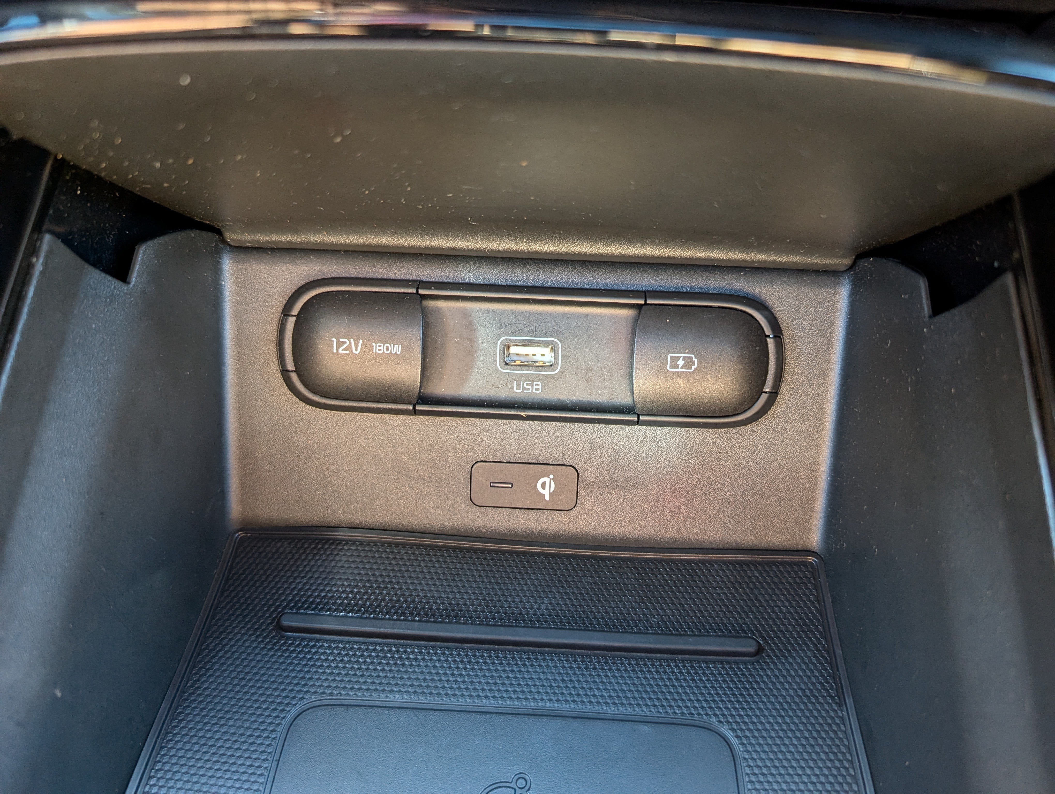 Certified 2022 Kia Telluride SX w/ Nightfall Edition Package AWD/4WD image 33