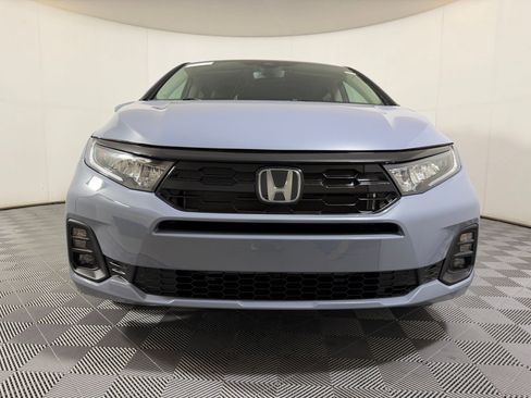 New 2026 Honda Odyssey Touring image 5