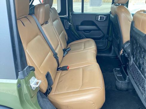 Used 2021 Jeep Wrangler Unlimited Rubicon AWD/4WD image 26