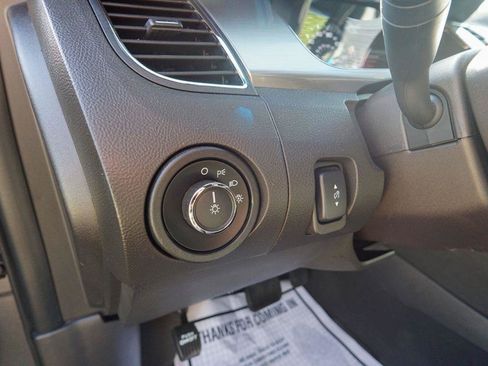 Used 2019 Ford Taurus SEL w/ Equipment Group 201A FWD image 16