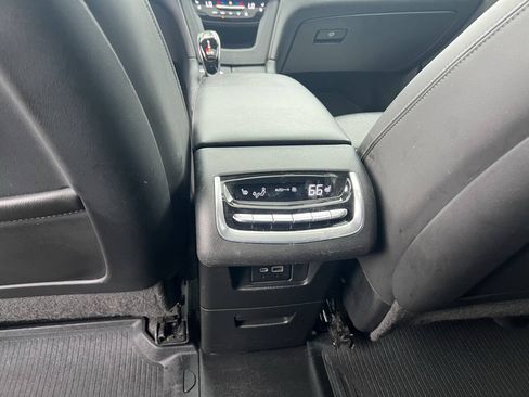 Used 2020 Cadillac XT6 Sport AWD/4WD image 23
