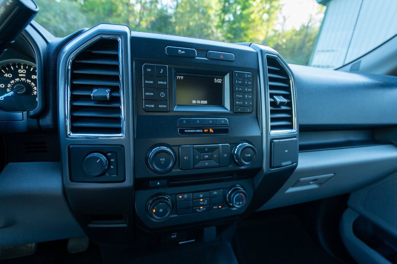 Used 2017 Ford F150 XLT AWD/4WD image 24