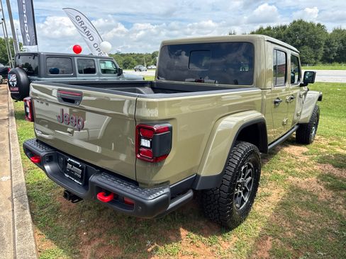 New 2026 Jeep Gladiator Rubicon AWD/4WD image 4
